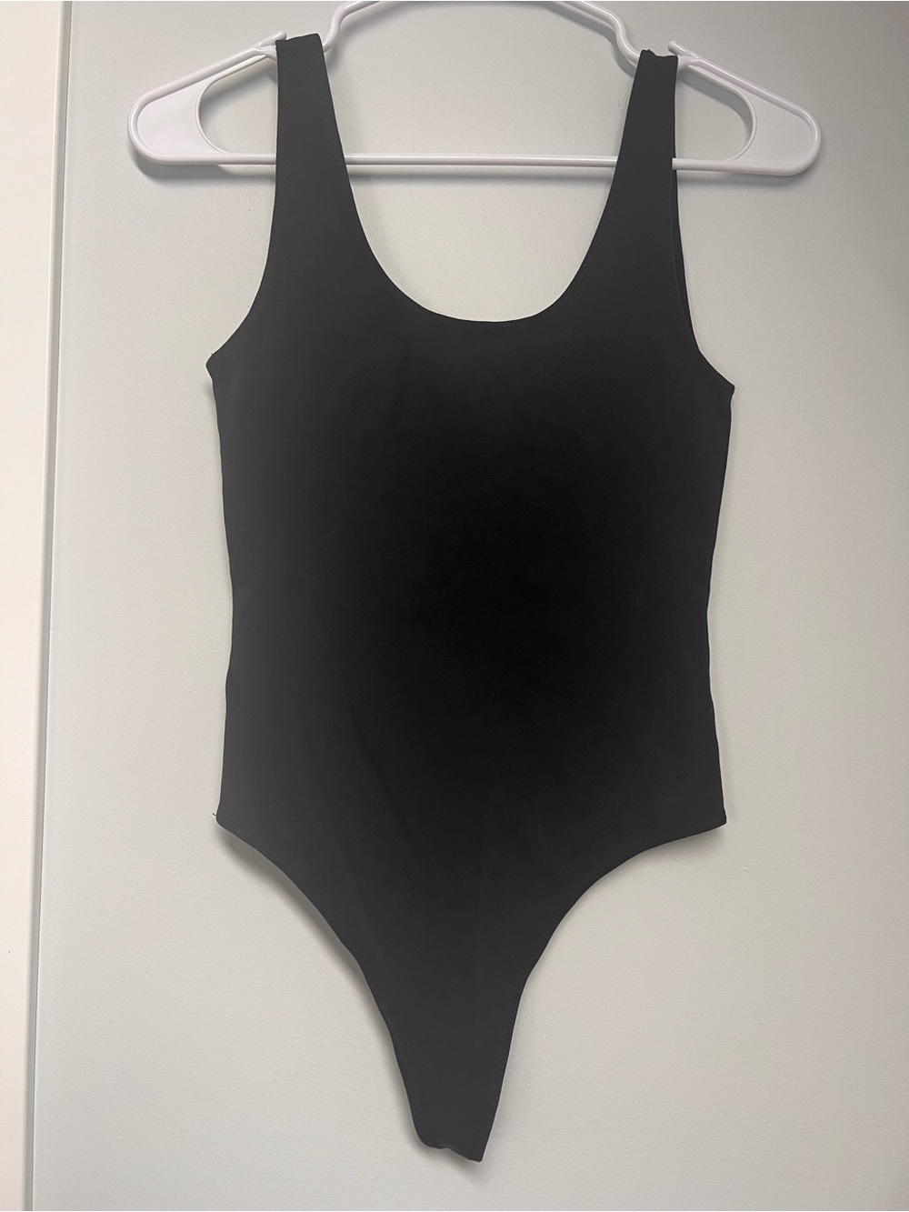 Wilfred Black Scoop Neck Bodysuit